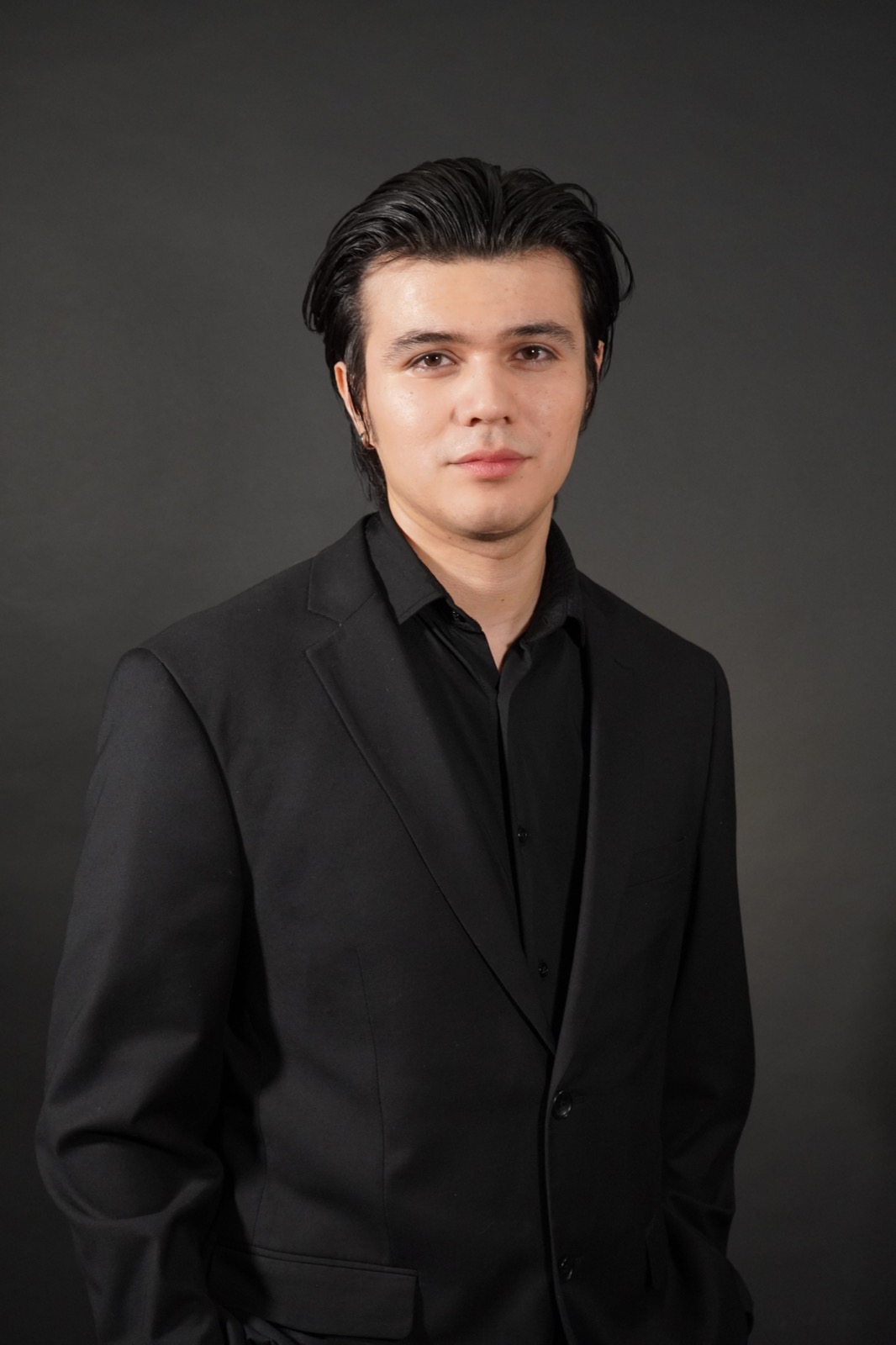 Portrait of lighting designer Xion Frias